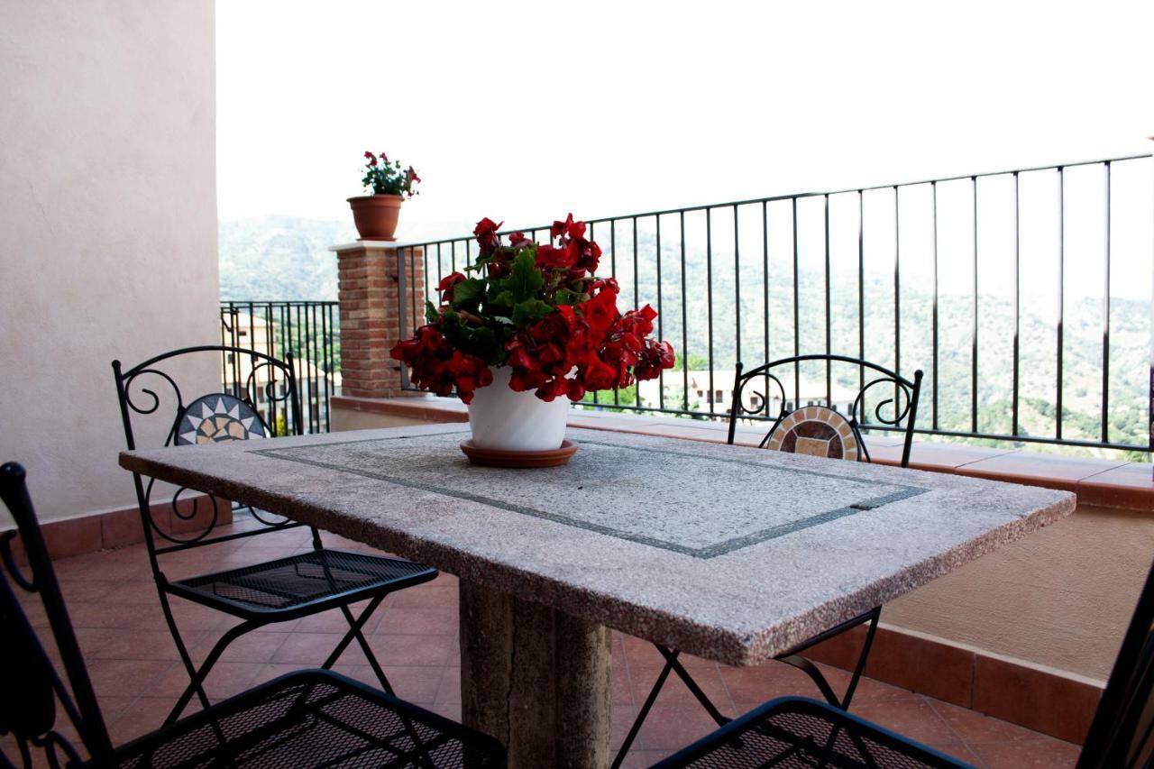 Casa Gambino Bed and Breakfast Savoca Exterior foto